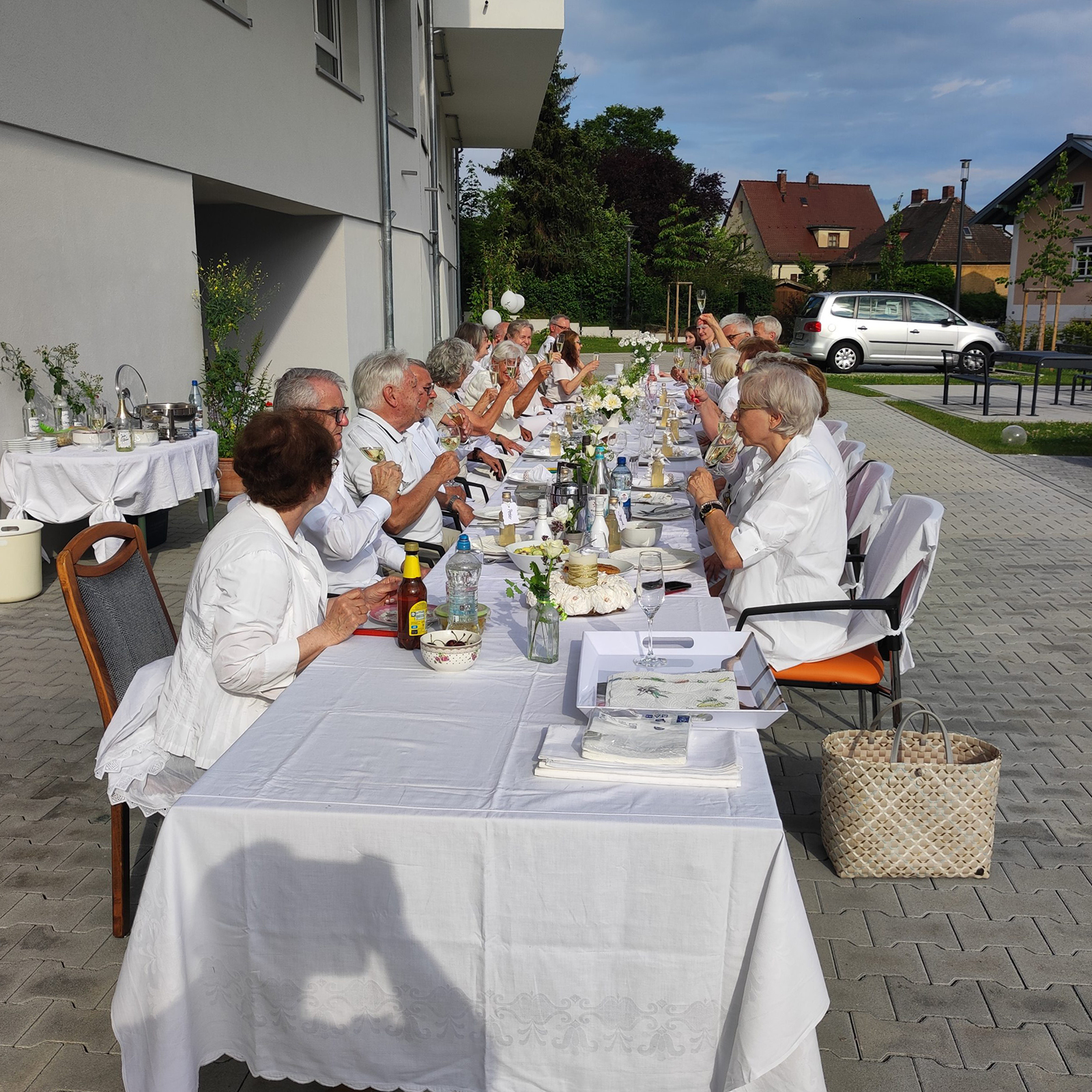 Dinner en Blanc